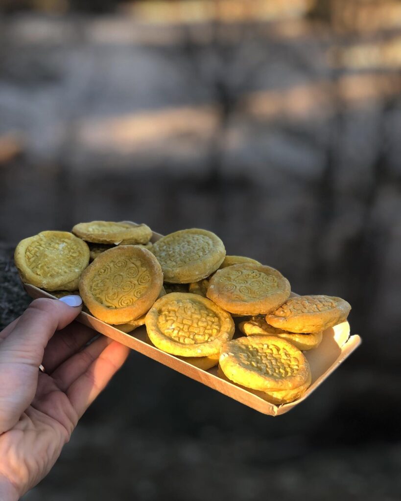 Spelt & Veggie Biscuits