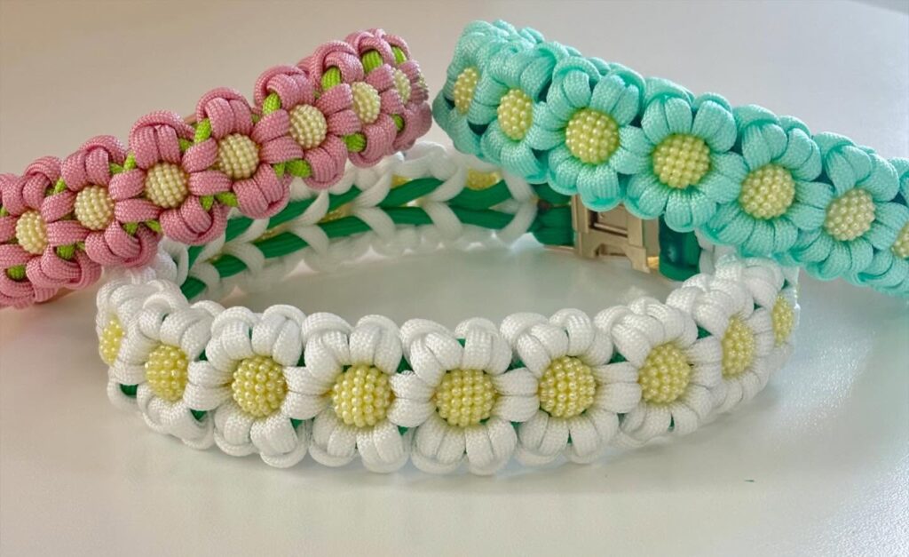 3D daisy flower paracord collar making with beaded centers