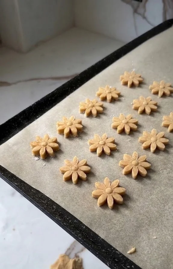 Classic 3 Ingredient Peanut Butter Biscuits