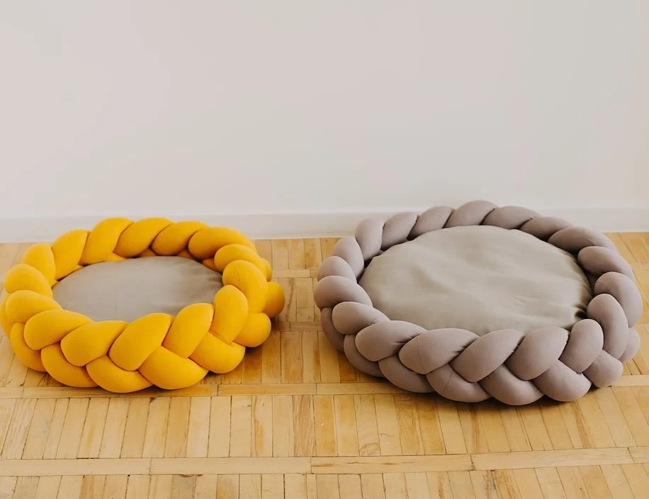 Braided knot tube bolster dog bed sewing pattern idea
