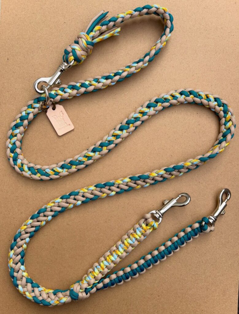 Hands free adjustable paracord dog leash ideas with rings