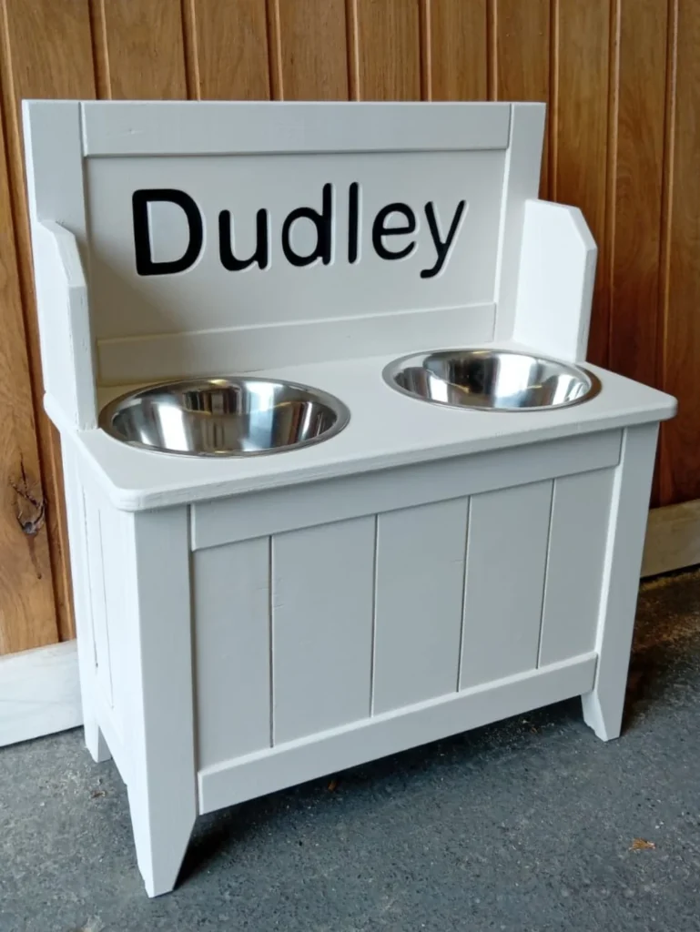 Personalized dog bowl stand with backrest and carved name