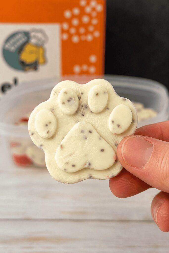 Frozen paw print 3-ingredient dog treats with raspberry and chia